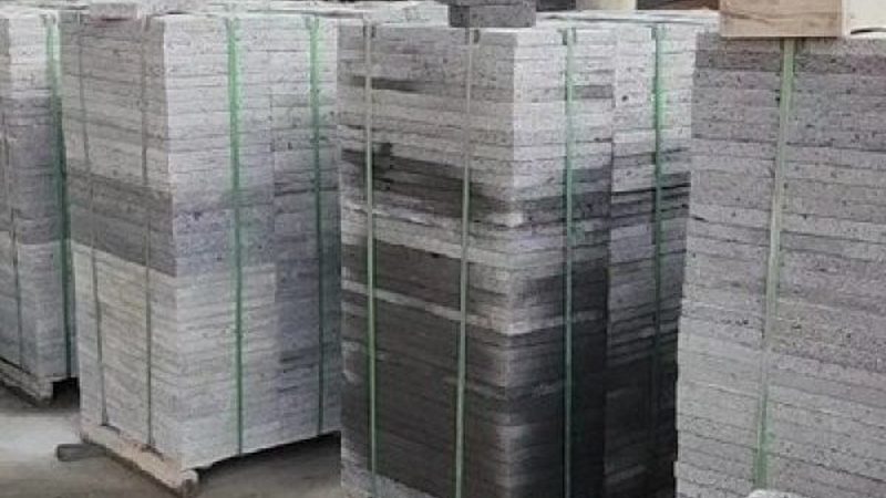 选择一位专业的石英石台面修补师傅至关重要。以下是一些建议：